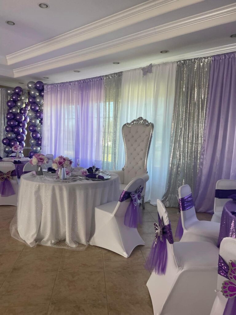 Clubhouse Hawks Point